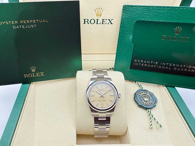 Rolex oyster perpetual 31 277200 | beige | 2025 - afbeelding 3 van  12