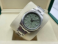 Rolex oyster perpetual 34 124200 | steel | pistachio dial | unworn | 2026 - afbeelding 6 van  12