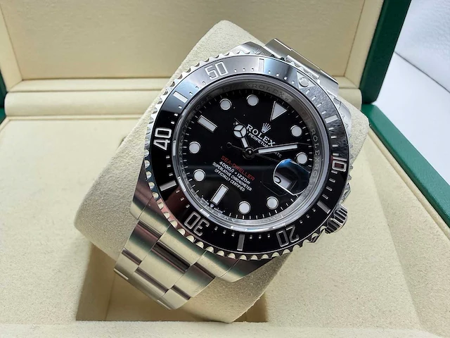 Rolex sea-dweller 126600 | steel | unworn | 2026 - afbeelding 6 van  12