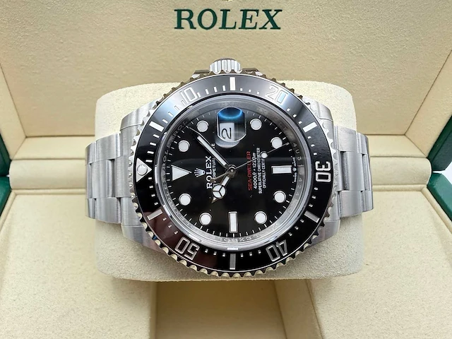 Rolex sea-dweller 126600 | steel | unworn | 2026 - afbeelding 7 van  12