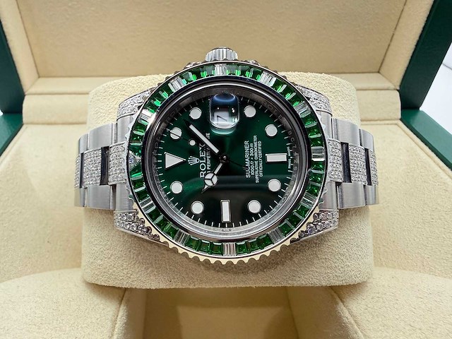 Rolex submariner date | 116610ln | "iced" out natural diamonds | 2017 - afbeelding 4 van  12