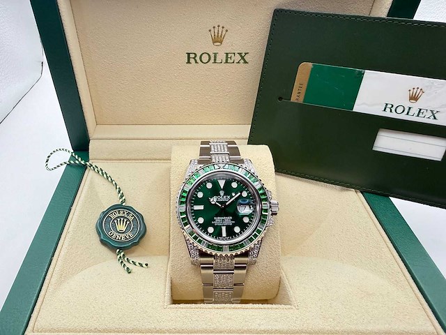 Rolex submariner date | 116610ln | "iced" out natural diamonds | 2018 - afbeelding 3 van  12