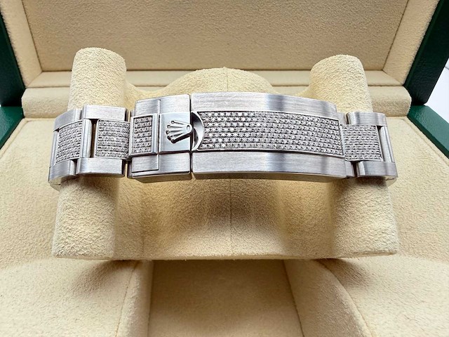 Rolex submariner date 116610ln | iced out with natural diamonds | 2014 - afbeelding 9 van  12