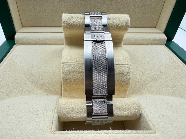 Rolex submariner date 116610ln | iced out with natural diamonds | 2014 - afbeelding 7 van  8
