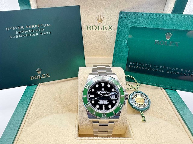 Rolex submariner date 126610lv | starbucks | unworn | 2026 - afbeelding 3 van  9