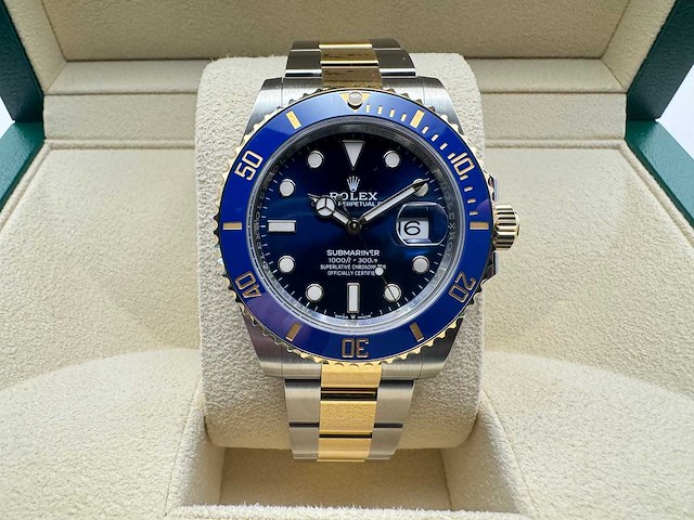 Rolex submariner date | "bluesy" | unworn | 2026 | 126613lb - afbeelding 1 van  11