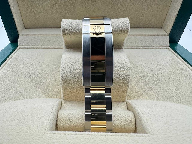 Rolex submariner date | "bluesy" | unworn | 2026 | 126613lb - afbeelding 7 van  11