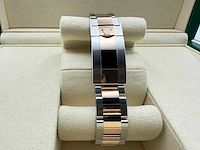 Rolex yachtmaster 37 268621 | black dial | like new | 2024 - afbeelding 6 van  11