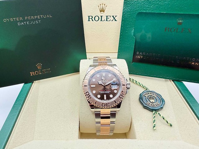 Rolex yachtmaster 40 126621 | chocolate dial | unworn | 2026 - afbeelding 3 van  12
