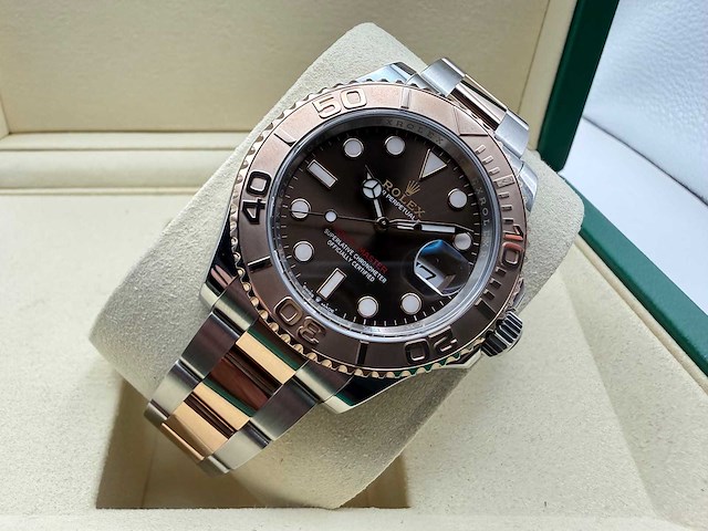 Rolex yachtmaster 40 126621 | chocolate dial | unworn | 2026 - afbeelding 6 van  12