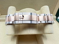 Rolex yachtmaster 40 126621 | chocolate dial | unworn | 2026 - afbeelding 9 van  12