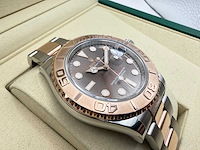 Rolex yachtmaster 40 126621 | chocolate dial | unworn | 2026 - afbeelding 11 van  12