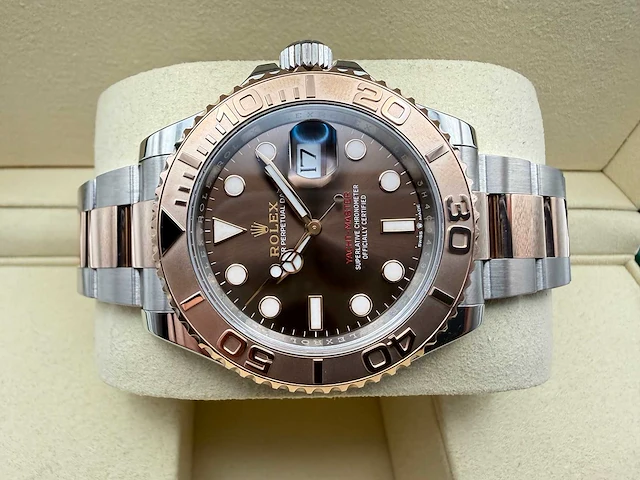 Rolex yachtmaster 40 126621 | chocolate dial | unworn | 2026 - afbeelding 7 van  12