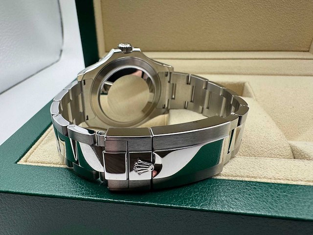 Rolex yachtmaster 40 | rhodium | 126622 | 2025 - afbeelding 12 van  12