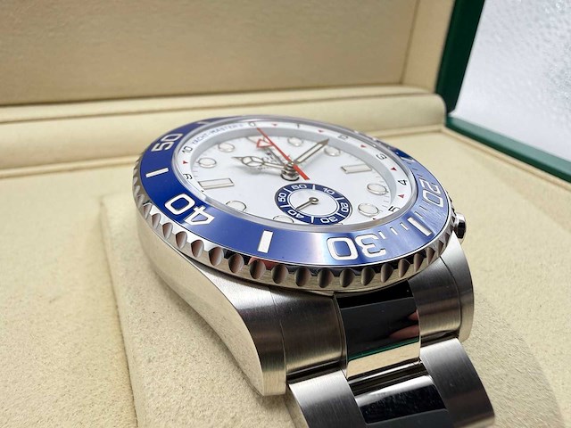 Rolex yachtmaster ii 126680 | 44 mm | white dial | unworn | 2026 - afbeelding 10 van  12