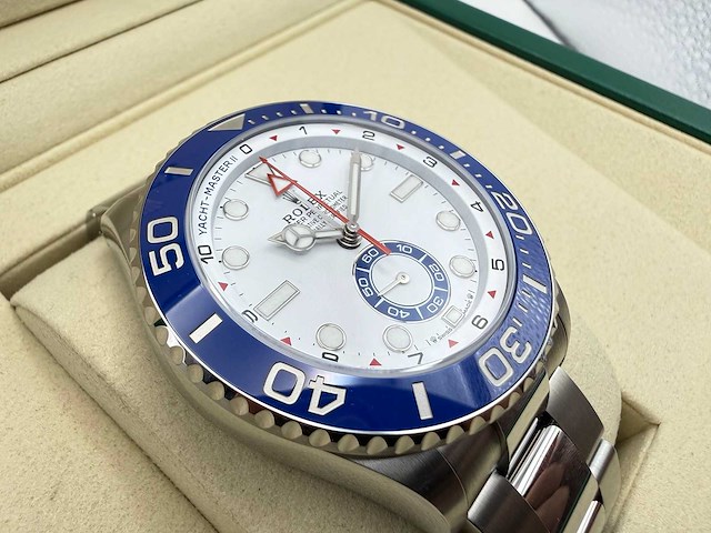 Rolex yachtmaster ii 126680 | 44 mm | white dial | unworn | 2026 - afbeelding 11 van  12