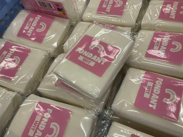 Rolfondant wit 250g (468x) - afbeelding 1 van  4