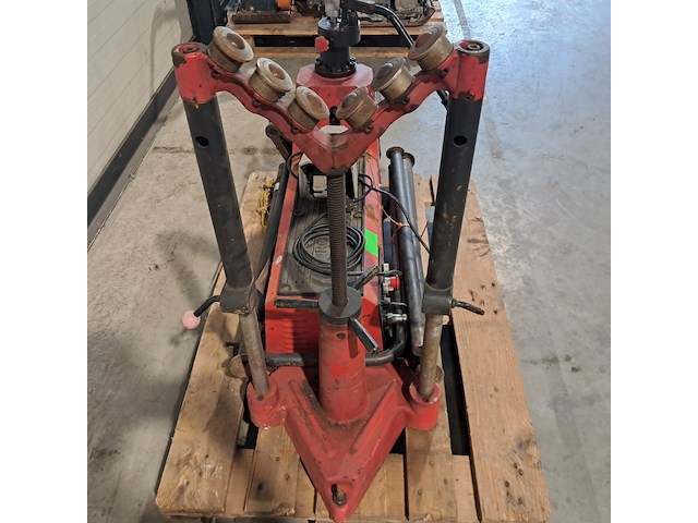 Rolgroefapparaat 2-12" 230v op onderstel rothenberger, ro groover 2-12" hydraulic, bouwjaar 2020 - afbeelding 9 van  16