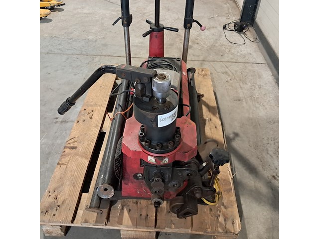 Rolgroefapparaat 2-12" 230v op onderstel rothenberger, ro groover 2-12" hydraulic, bouwjaar 2020 - afbeelding 10 van  16