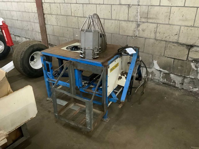 Rolinet gedragen hydraulische ingaasmachine - afbeelding 1 van  5