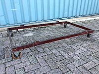 Rolkar, transportkar, kist + grote doos. - afbeelding 1 van  3