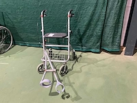 Rollator en krukken