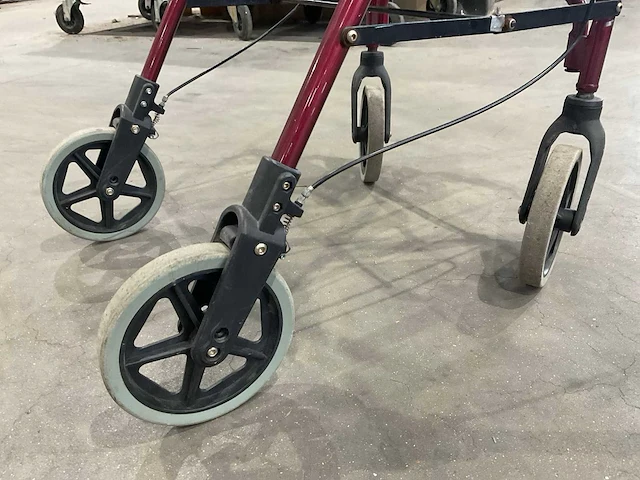 Rollator - afbeelding 2 van  2