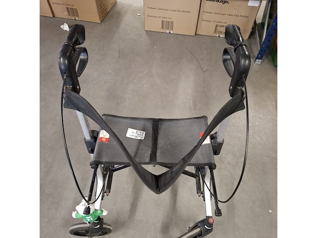 Rollator - afbeelding 3 van  4