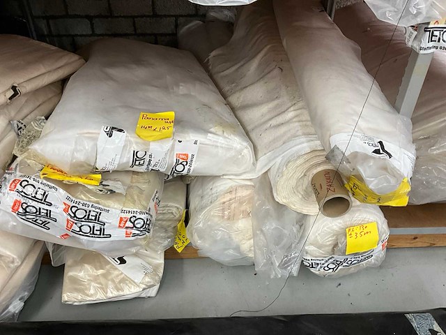 Rollen flanel stof (circa. 70 stuks) - afbeelding 7 van  11