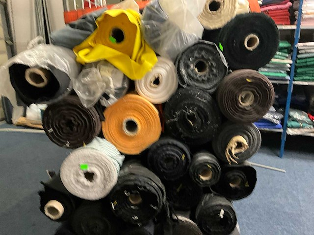 Rollen stof (36x) - afbeelding 4 van  5