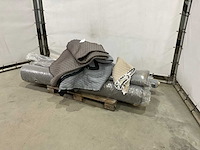 Rollen stof - afbeelding 1 van  6