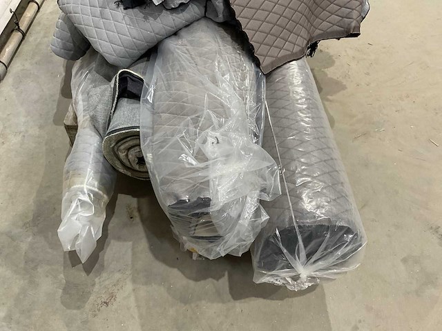 Rollen stof - afbeelding 4 van  6