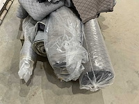 Rollen stof - afbeelding 4 van  6