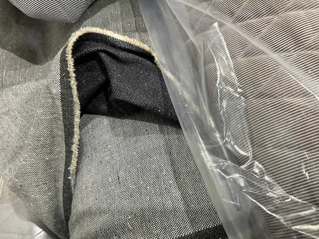 Rollen stof - afbeelding 6 van  6