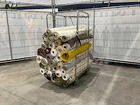 Rollen textiel - afbeelding 1 van  12