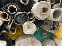 Rollen textiel - afbeelding 8 van  10