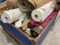 Rollen textiel - afbeelding 6 van  10