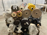 Rollen textiel - afbeelding 9 van  9