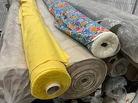 Rollen textiel - afbeelding 5 van  9