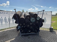 Rollen textiel - afbeelding 3 van  8