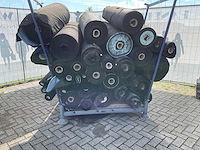 Rollen textiel - afbeelding 8 van  8