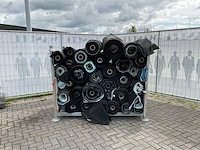 Rollen textiel - afbeelding 3 van  7