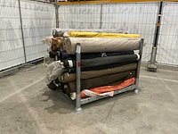 Rollen textiel - afbeelding 2 van  9