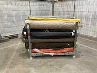 Rollen textiel - afbeelding 3 van  9