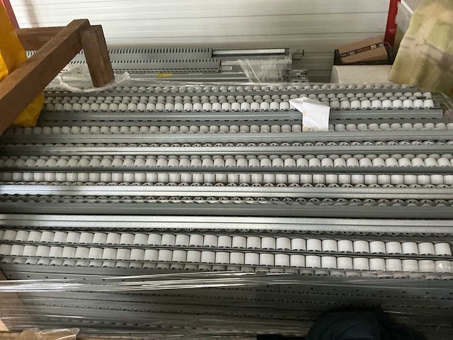 Rollenbaan 130m2 - afbeelding 14 van  15
