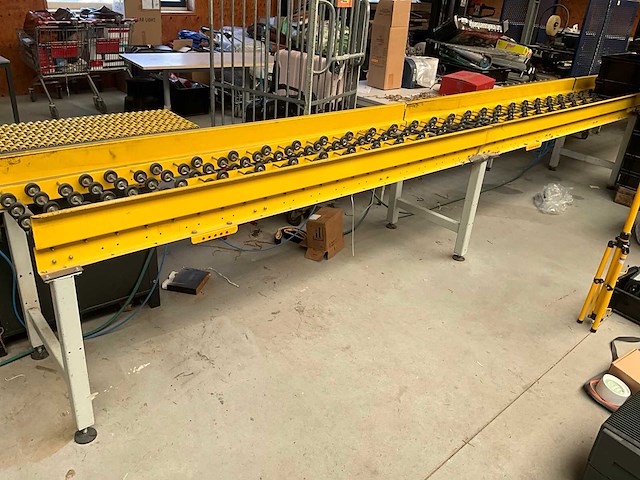 Rollenbaan 490cm bestaande uit; 2x baan 245cm + 2x onderstel - afbeelding 1 van  4