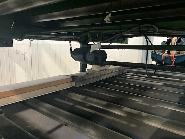 Rollenbaan met heftafel - afbeelding 1 van  2