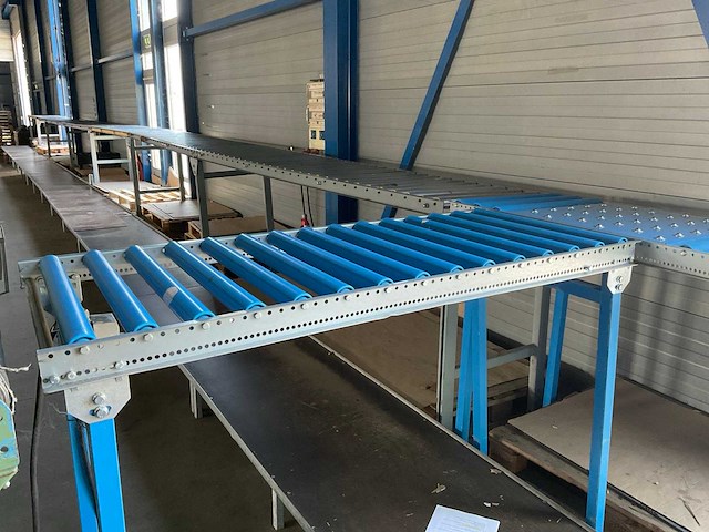 Rollenbaan met zijbanken | 23 mtr - afbeelding 9 van  10