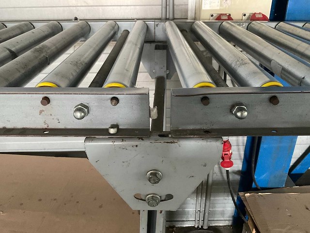 Rollenbaan met zijbanken | 23 mtr - afbeelding 10 van  10