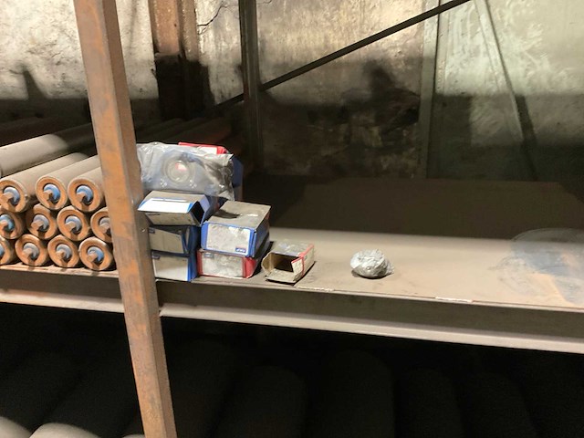 Rollenbaan onderdelen in stelling - afbeelding 9 van  22